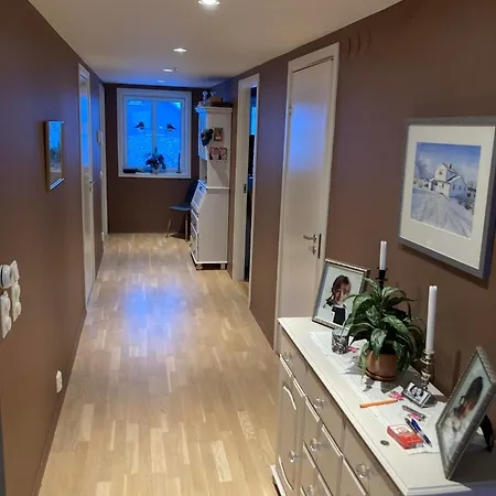Midt I Sentrum, Privat Rom I Delt Bodø